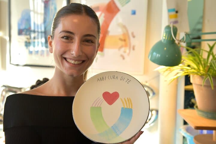 Ceramic Painting Workshop in Milan Studio with Local Artist