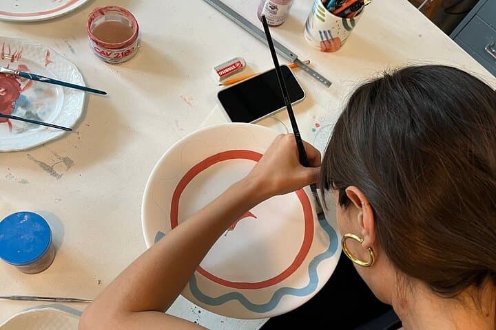 Ceramic Painting Workshop in Milan Studio with Local Artist
