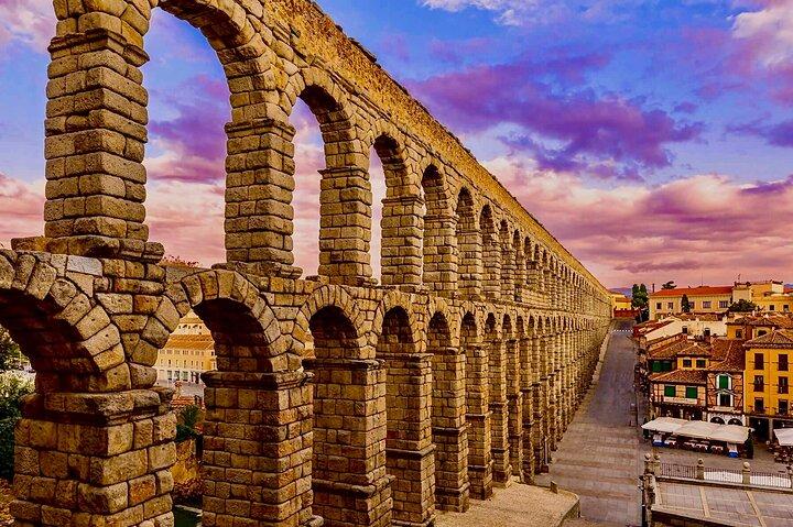 Segovia and small group family winery tasting from Madrid