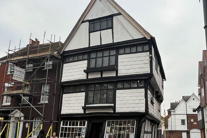 Excursão particular de Canterbury de 2 horas a pé com guia de emblema verde
