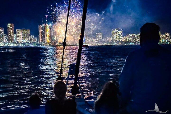 3 Stunden Luxus-Privatsegelkatamaran in Waikiki für 1 bis 6 Personen
