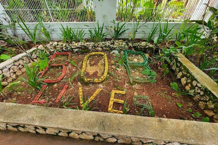 Bob Marley Mausoleum - Nine Mile Private Tour Ocho Rios Jamaica