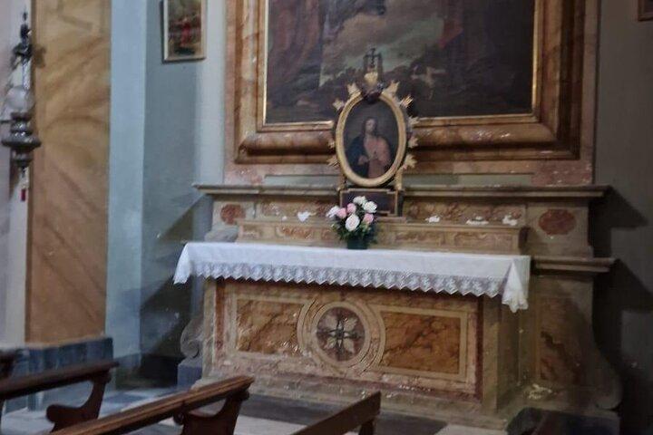 ローマ発ペルジーノ (チッタ デッラ ピエーヴェ) とトラジメーノ湖のツアー