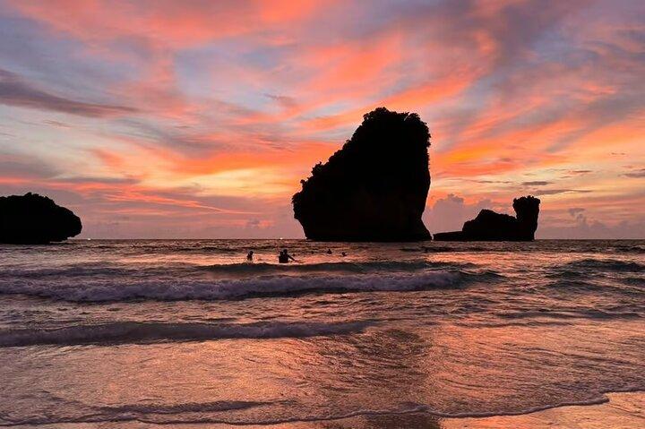 Visite au coucher du soleil des îles Phi Phi avec plongée et déjeuner