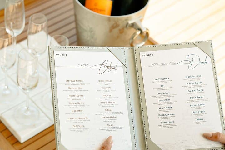 Sunseeker Superyacht: VIP Dining, Premium Drinks & Music