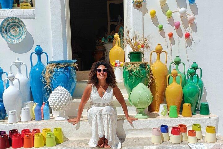 Tour: Alberobello, Ostuni, Locorotondo: Local Guide & Lunch