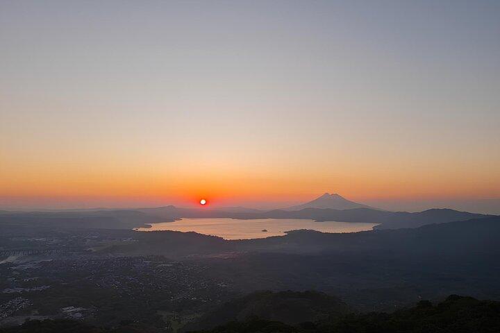 Tour de senderismo por San Salvador al mirador panorámico de la ciudad