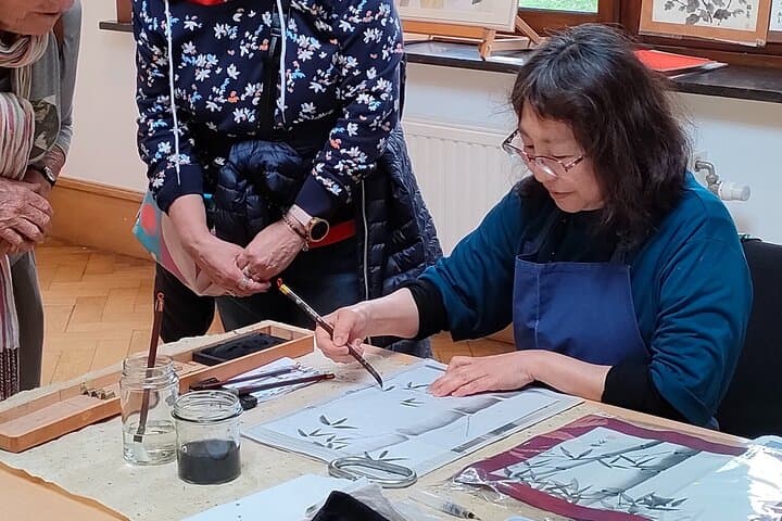 Sumi-e (ink painting) experience in Tokyo