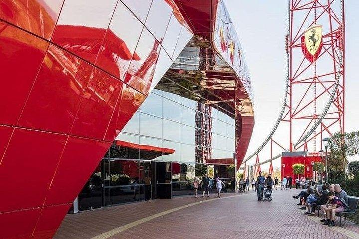 ドバイ発アブダビ終日シティツアー（シェア）