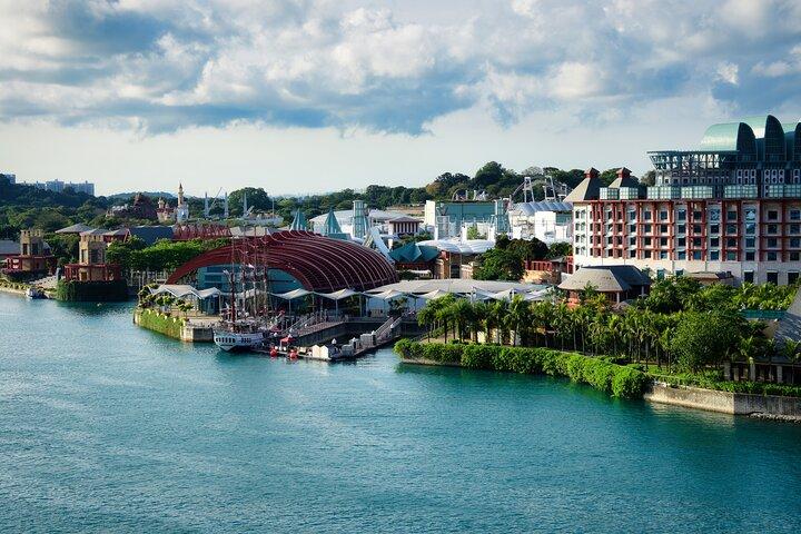 A Self Guided Tropical Sojourn of Singapore Hidden Enclaves