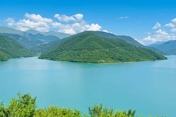Scopri le maestose Highlands georgiane