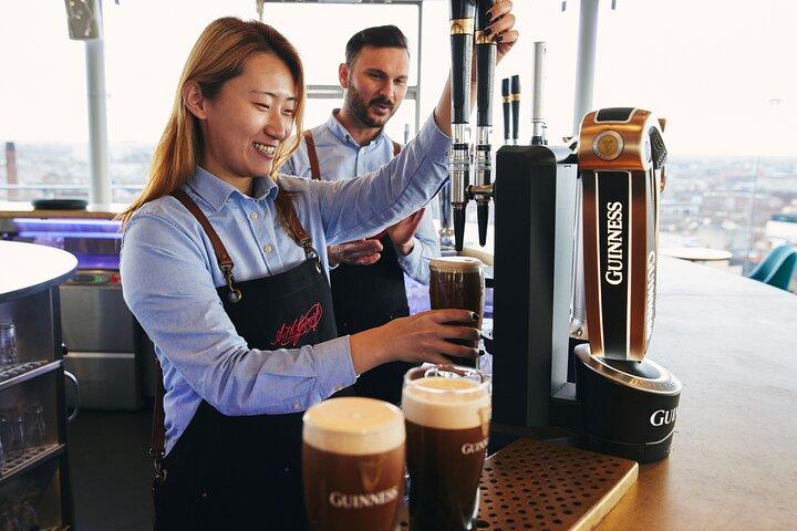 Boleto Guinness Storehouse y Big Bus Dublin Hop-on Hop-off Tour