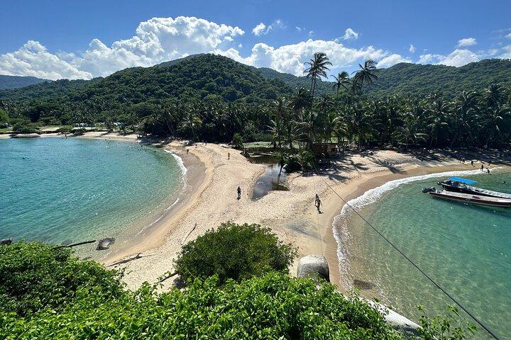 Privétour naar Tayrona vanuit Minca : Cabo San Juan & Tweetalige Gids