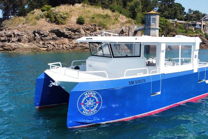 Saint-Malo : excursion d’1h30 guidée en bateau (Commenté FR & EN)