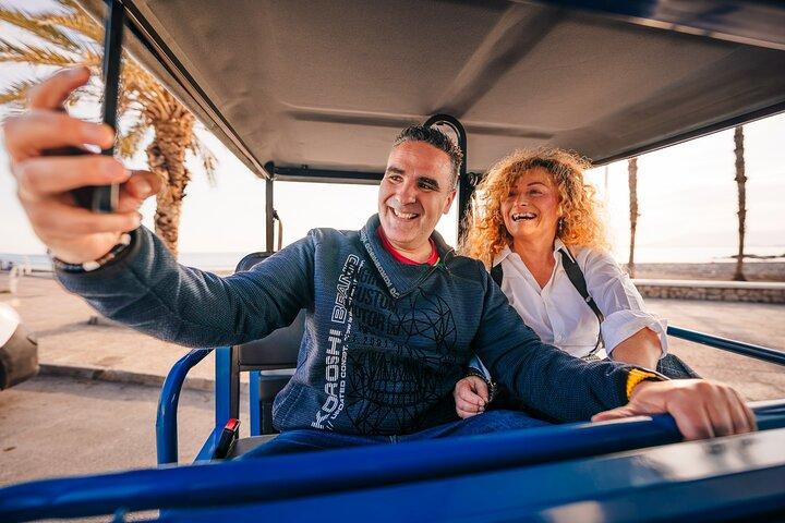 Malaga in Tuk Tuk i : 1 o 2 ore Tour privato della città