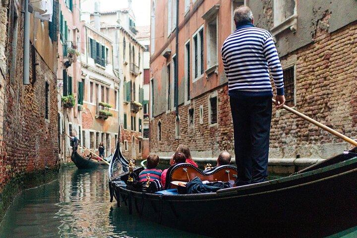 Willkommen bei Venedig Gruppentour Markusdom & Gondelfahrt