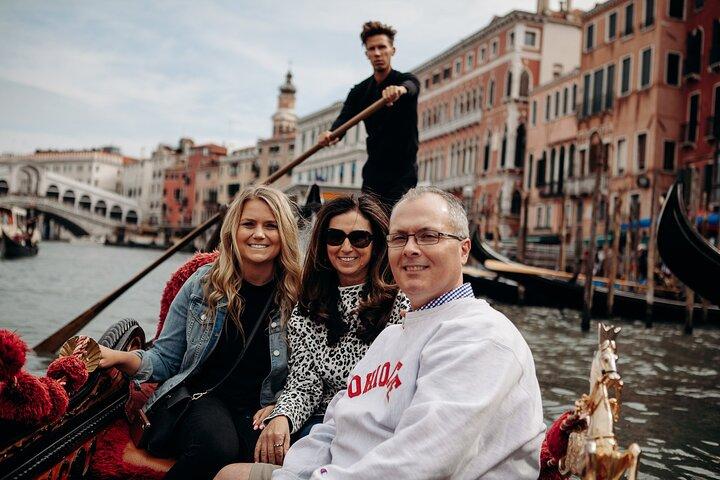 Willkommen bei Venedig Gruppentour Markusdom & Gondelfahrt
