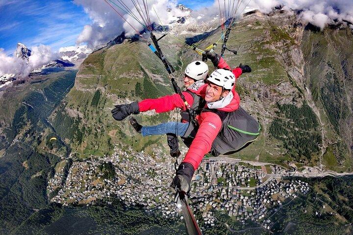 Paragliding Flight Zermatt