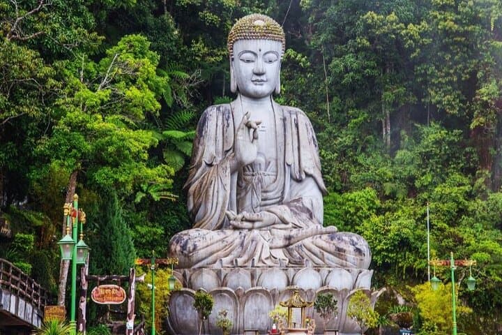 Genting Highlands Escape with Awana Cable Car Experience