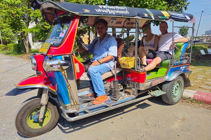Halvdag Bangkok utanför allfartsleden