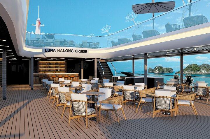 Luna Cruise: En premium luksus dag cruise fra havnen til Halong Bay