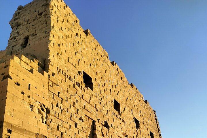 8 Day of Egypt Tour Pirâmides Cruzeiro e balão de ar quente