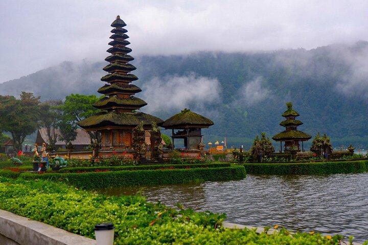 Bali Heritage Tour Taman Ayun Ulun Danu Jatiluwih Tanah Lot