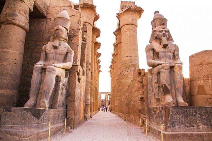 Private Day Trip in Luxor Sightseeing West & East Bank