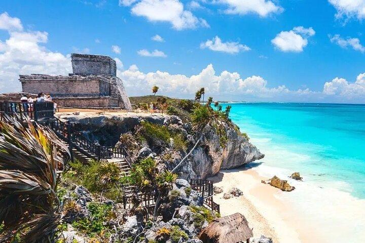 トゥルム遺跡ATVアドベンチャーとセノーテ泳ぎとメキシコ料理