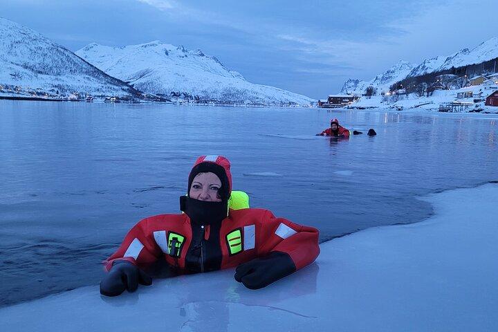 Tromsö Arctic Fjord Floating
