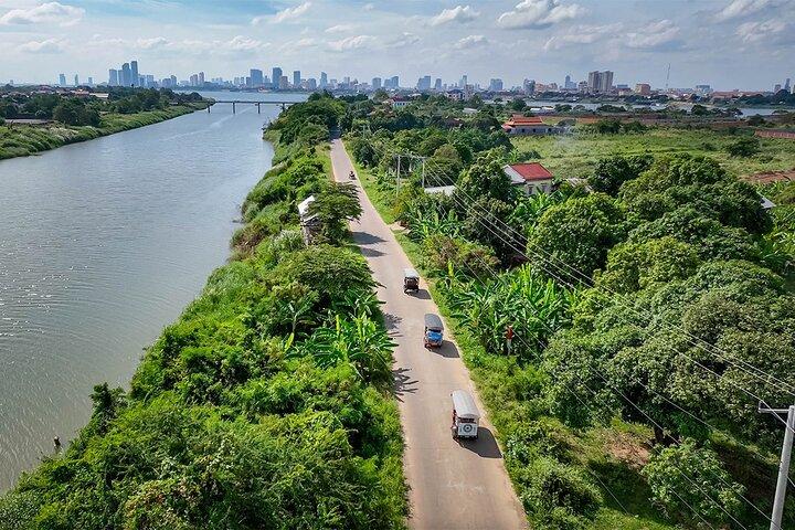 Phnom Penh til Silk Island med Tuk-Tuk med lokal ekspert