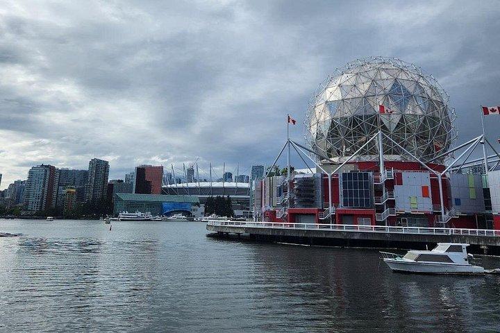 Private Vancouver City Highlights Walking Tour