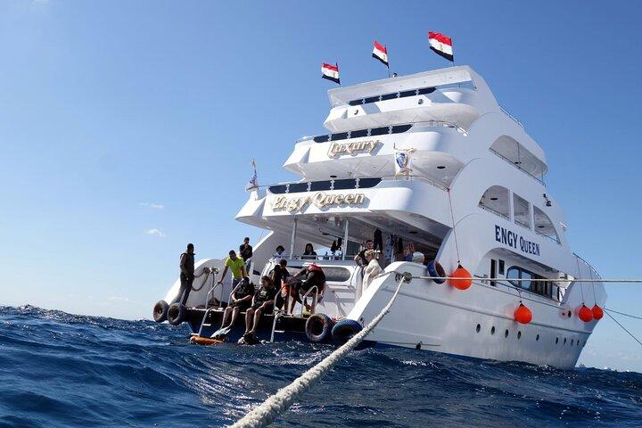 Engy Queen Luxury VIP Yacht White Island & Ras Mohamed