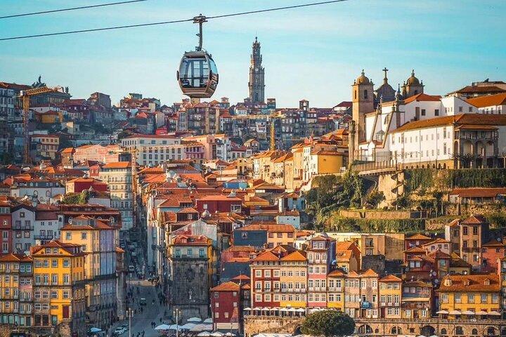 Private transfer Lisbon to Porto stop at Obidos Nazare and Aveiro