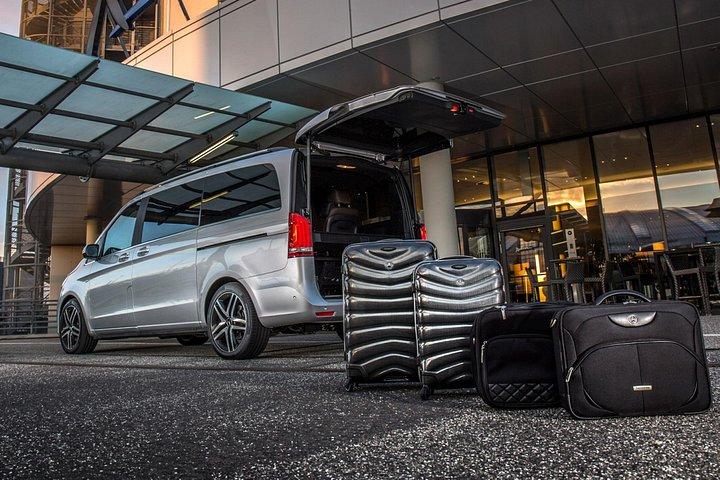 From Hotel to Sabiha Gokcen Airport (SAW) Private Transfer