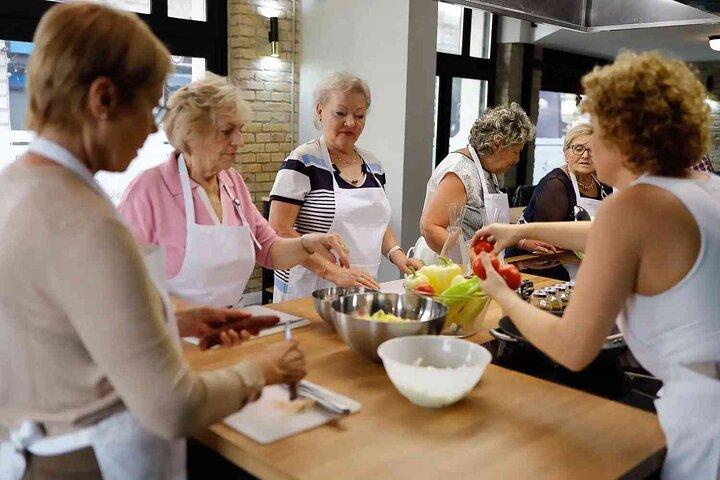 Classe de cozinha húngara com o Chef Marti