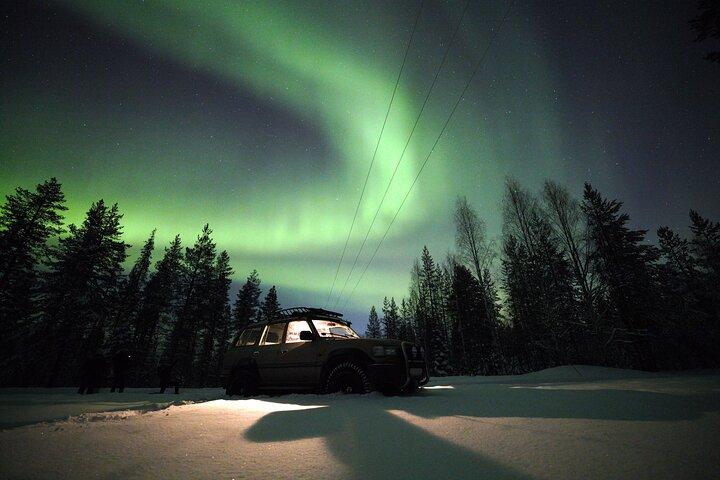 Grupo privado: Northern Lights Hunt SUV 4x4 con garantía Aurora