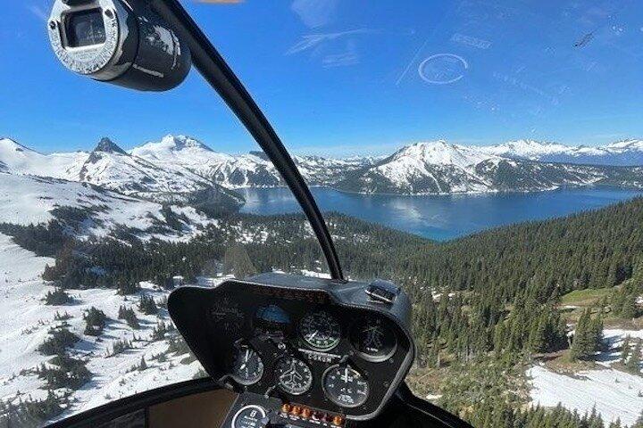 The Sea to Sky Helikopter Sightseeing Tour