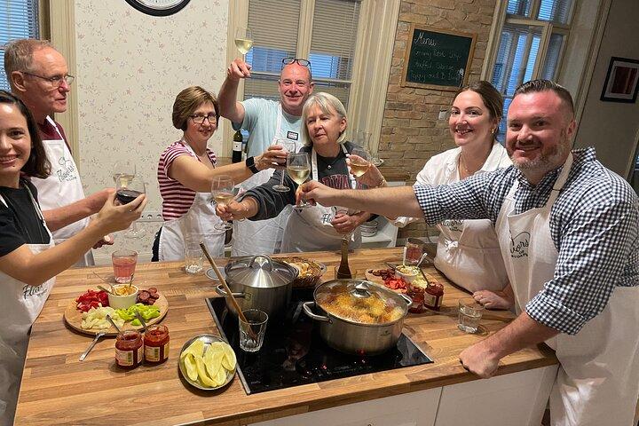 Classe de cozinha húngara com o Chef Marti