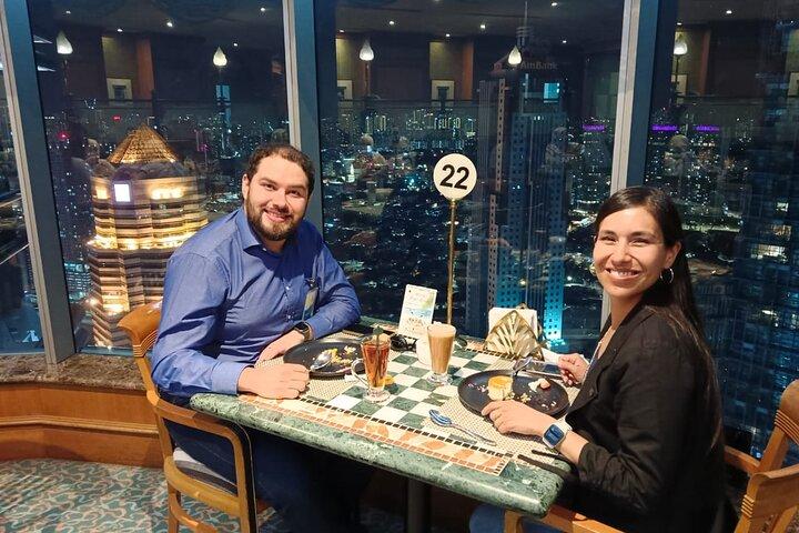 Petronas Twin Towers Ingresso speciale e pranzo con guida esperta