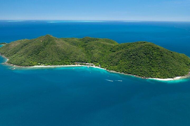Fitzroy Island Transfers und Touren ab Cairns