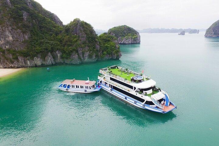 ラカスタ5つ星：ハノイ発トップハロン湾日帰りクルーズ