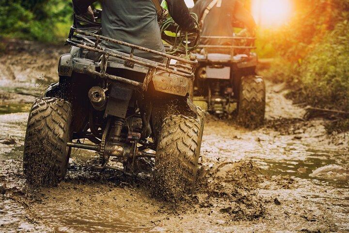 ATVアドベンチャーと滝のプライベートミンカ探索ツアー
