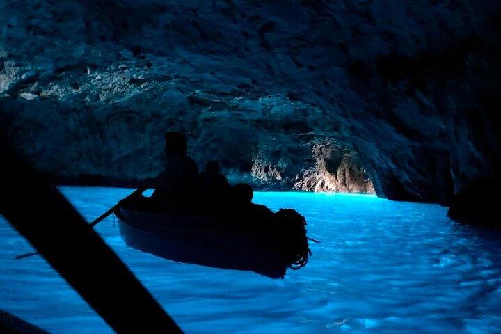 Private Capri Full Day Tour with a Protagon 25ft