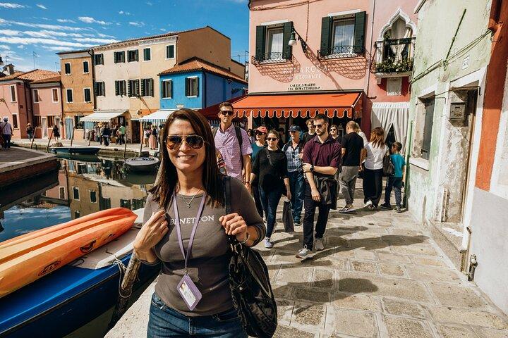 Excursão de barco em Murano Burano Islands Glass Factory & St Erasmo Winery