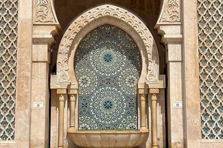 From Marrakech Casablanca city Day Tour, Souk & Big Mosque Visit