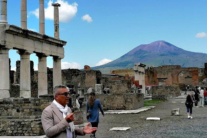 ナポリからポンペイ： スマートオーディオガイド（旅行説明書付き）