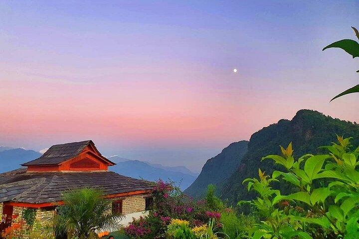 Wandelen naar Deurali, Sarangkot en Tibetaanse cultuur tour