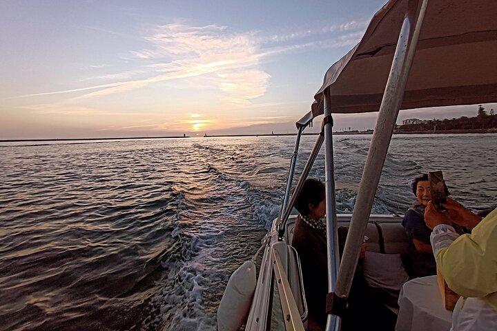 Excursion en bateau à Porto – 6 ponts, Ribeira et estuaire – Coucher de soleil Option