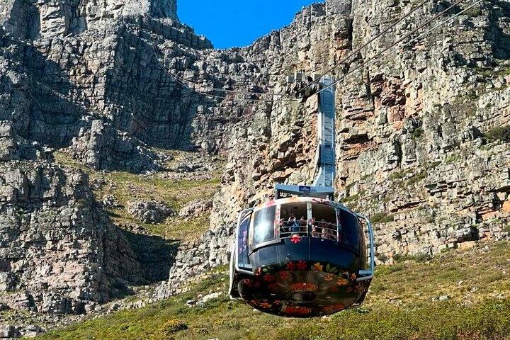 Tabella Mountain Guided con biglietti della funivia e trasferimenti in hotel